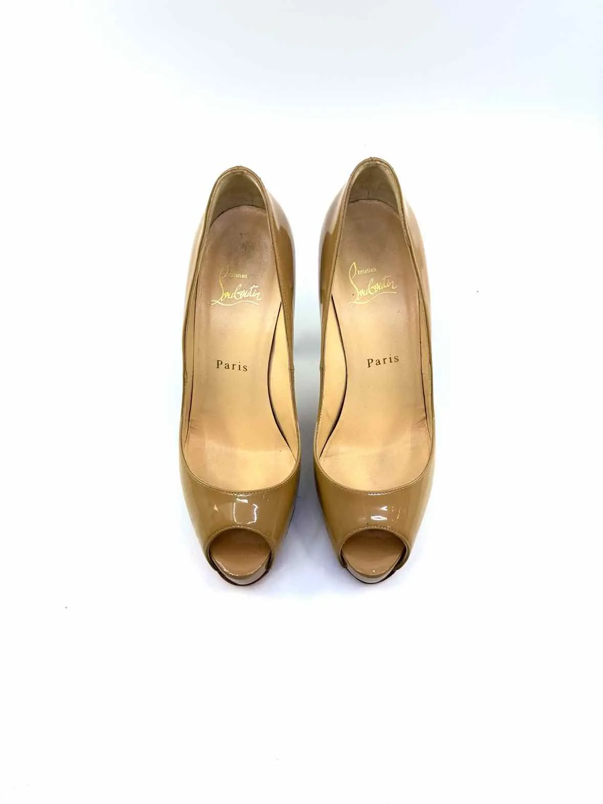 CHRISTIAN LOUBOUTIN Size 7.5 Nude Patent Leather Pumps